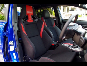 RECARO�i���J���V�[�g�j�@SUBARU�@WRX�@STI�@VAB��RECARO�i���J���j�@SR-7 Lassic RED/RED�@����
