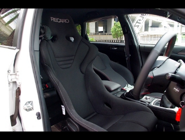 RECARO�i���J���V�[�g�j�@SUBARU�@�C���v���b�T�@GRB�@WRX�Ƀ��J���@RS-G SK2 BK�@����