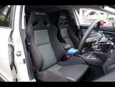 RECARO�i���J���V�[�g�j�@SUBARU�@XV�@�n�C�u���b�h�Ƀ��J���@SR-7 SK100�@BK/SIL�@���@SR-7F SK100 BK/SIL�@����