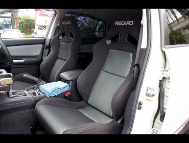 RECARO�i���J���V�[�g�j�@SUBARU�@XV�@�n�C�u���b�h�Ƀ��J���@SR-7 SK100�@BK/SIL�@���@SR-7F SK100 BK/SIL�@����