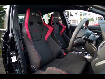 RECARO�i���J���V�[�g�j�@SUBARU�@WRX�@STI�@VAB�Ƀ��J���@����SR-6 �X�[�p�[�V���^���NNU�@�~2�r�@����