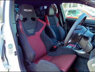 RECARO�i���J���V�[�g�j�@SUBARU�@WRX�@STI�@VAB�Ƀ��J���@SR-6 GK100S BK/RED�@����