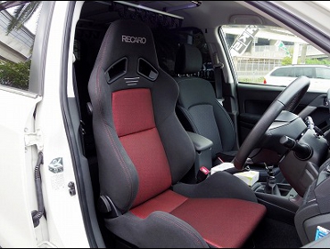 RECARO�i���J���V�[�g�j�@SUBARU�@�t�H���X�^�[�@SJ�Ƀ��J���@SR-7�@GK100H�V�[�g�q�[�^�[�t���@BK/RED�@����
