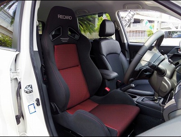 RECARO�i���J���V�[�g�j�@SUBARU�@�t�H���X�^�[�@SJ�Ƀ��J���@SR-7F GK100H �V�[�g�q�[�^�[�t���@BK/RED�@����