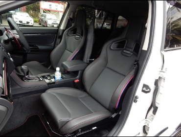 RECARO�i���J���V�[�g�j�@SUBARU�@�����H�[�O�@VMG�Ƀ��J���@�X�|�[�c�X�^�[LL100H���U�[SE�@BK���U�[�@RED�X�e�b�`�@���@�N���X�X�|�[�c�X�^�[LL100H���U�[SE�@BK���U�[�@RED�X�e�b�`�@����