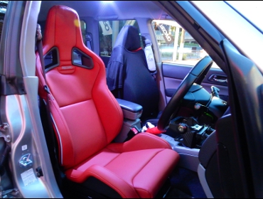 RECARO�i���J���V�[�g�j�@SUBARU�@�t�H���X�^�[�@SG5�Ƀ��J���@�X�|�[�c�X�^�[LL100H���U�[SE�@RED���U�[�@����