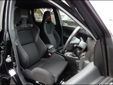 SUBARU�@�C���v���b�T�@GVB�@�Ɂ@RECARO�i���J���j�@SR-7�@Lassic�@2016�N���f���@BK/SIL�@����