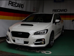 SUBARU�@�����H�[�O�@VAG�@�Ɂ@RECARO�i���J���j�@SR-7�@Lassic�@���@����