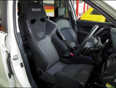RECARO�i���J���V�[�g�j�@SUBARU�@�t�H���X�^�[�@SJG�@�A�v���C�hB�^�@�Ɂ@���J���@SR-6�@GK100S�@BK/SIL�@�V�[�g�q�[�^�[�t���@����