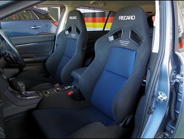 RECARO�i���J���V�[�g�j�@SUBARU�@�����H�[�O�@�Ɂ@���J���@SR-7�@GK100�@BK/BL�@�~2�r�@����