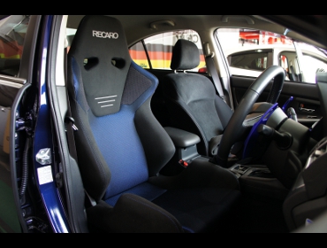 RECARO�i���J���V�[�g�j�@SUBARU�@�C���v���b�T�@GJ7�@�Ɂ@RECARO�i���J���j�@SR-6�@GK100S�@BK/�u���[�@����
