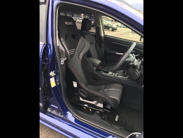 RECARO�i���J���V�[�g�j�@SUBARU�@�����H�[�O�@VM4�@�Ɂ@RECARO�i���J���j�@RS-G�@GK�@BK/SIL�@�V�[�g�q�[�^�[�t���@����