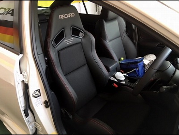 RECARO�i���J���V�[�g�j�@SUBARU�@WRX�@S4�@�Ɂ@RECARO�i���J���j�@SR-7�@Lassic�@BK�@�V�[�g�q�[�^�[�t���@����
