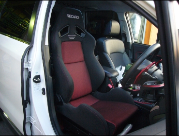 RECARO�i���J���V�[�g�j�@SUBARU�@SJ�t�H���X�^�[�@�Ɂ@RECARO�i���J���j�@SR-7�@GK100�@BK/RED�@�V�[�g�q�[�^�[�t���@����