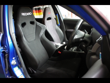 RECARO�i���J���V�[�g�j�@SUBARU�@�C���v���b�T�@WRX�@STi�@GRB�@�Ɂ@RECARO�i���J���j�@SR-6�@KK100S�@BK�@����