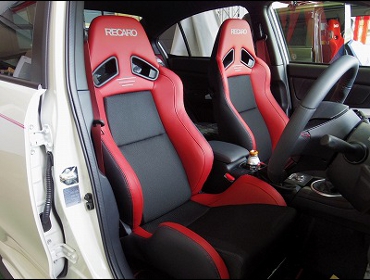 SUBARU�@WRX�@STi�@RA-R�@VAB�i2019�N�j�@�Ɂ@RECARO�i���J���j�@SR-7�@Lassic�@RED�@���@SR-7F�@Lassic RED�@����
