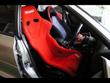 RECARO�i���J���V�[�g�j�@SUBARU�@�C���v���b�T�@GC8�i1998�N�j�@�Ɂ@RECARO�i���J���j�@RS-GS�@RED�@����