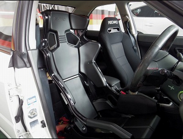 RECARO�i���J���V�[�g�j�@SUBARU�@�C���v���b�T�@GDB�iF�j�i2005�N�j�@�Ɂ@RECARO�i���J���j�@PRO RACER�@2700G�@���@SR-�U�@����