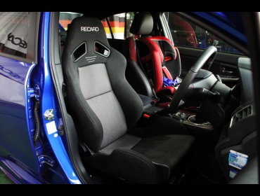 RECARO�i���J���V�[�g�j�@SUBARU�@WRX�@STI�@VAB�i2016�N�j�@�Ɂ@RECARO�i���J���j�@SR-7�@GK100�@BK/SIL�@����