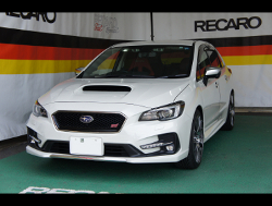 SUBARU�@�����H�[�O�@VMG�i2018�N�j�@�Ɂ@RECARO�i���J���j�@SR-7�@Lassic�@RED�@�V�[�g�q�[�^�[�t���@����