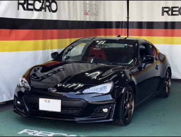 SUBARU�@BRZ�@ZC6�@�Ɂ@RECARO�i���J���j�@RS-GS�@RED�@����