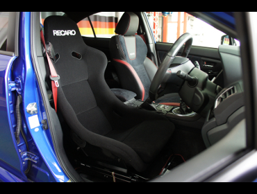 SUBARU�@WRX�@VAB�@�Ɂ@RECARO�i���J���j�@�|�[���|�W�V�����@����