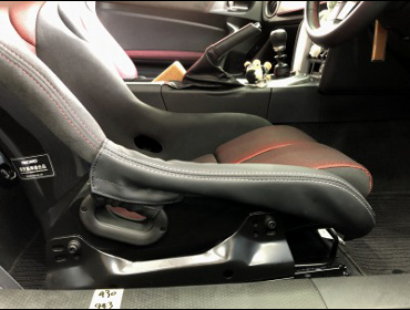 SUBARU�@BRZ�@ZC6�i2018�N�j�@�Ɂ@RECARO�i���J���j�@RS-G�@GK�@BK/RED�@�V�[�g�q�[�^�[�t���@����