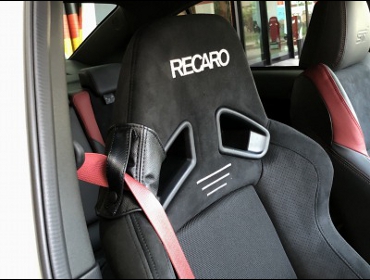 SUBARU�@WRX�@STI�@VAB�i2019�N�j�@�Ɂ@RECARO�i���J���j�@SR-7�@GU100H�@BK�@����