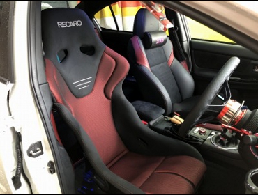 SUBARU�@WRX�@STI�i2019�N�j�@�Ɂ@RECARO�i���J���j�@RS-G�@GK�@BK/RED�@����