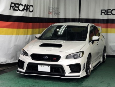 SUBARU�@WRX�@STI�i2019�N�j�@�Ɂ@RECARO�i���J���j�@RS-G�@GK�@BK/RED�@����
