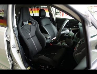 SUBARU�@�C���v���b�T�@GP2�@�Ɂ@RECARO�i���J���j�@�X�|�[�c�X�^�[GK100 BK�@����