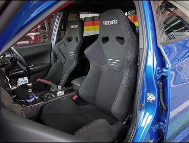 SUBARU�@WWRX�@STI�@GVB�i2012�N�j�@�Ɂ@RECARO�i���J���j�@RS-G�@GK�@BK/BK�@���@SR-6�@GK100S�@BK/BK�@����