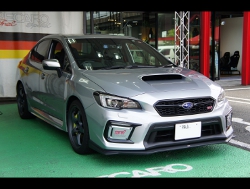 SUBARU�@WRX�@VAB�i2018�N�j�@�Ɂ@RECARO�i���J���j�@SR-7�@GK100�@BK�@�V�[�g�q�[�^�[�t���@����