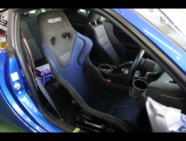 SUBARU�@BRZ�@ZC6�i2012�N�j�@�Ɂ@RECARO�i���J���j�@RS-G�@GK�@BK/�u���[�@����