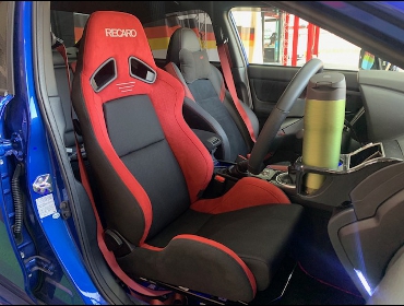 SUBARU�@WRX�@STI�@VAB�i2017�N�j�@�Ɂ@RECARO�i���J���j�@SR-7�@GU100H�@RED�@�V�[�g�q�[�^�[�t���@����