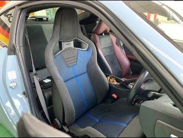 SUBARU�@BRZ�@�Ɂ@RECARO�i���J���j�@�X�|�[�c�X�^�[GK100�@BK/�u���[�@����