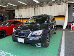SUBARU�@�t�H���X�^�[�@SJ�@�Ɂ@RECARO�i���J���j�@SR-7�@GK100�@BK/BK�@�V�[�g�q�[�^�[�t���@����