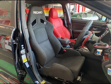 SUBARU�@WRX�@S4�@VAG�i2015�N�j�@�Ɂ@RECARO�i���J���j�@SR-7�@KK100�@BK�@����