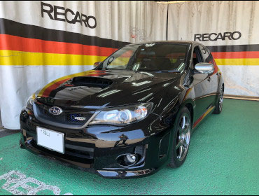 SUBARU�@�C���v���b�TWRX�@GRB�i2012�N�j�@�Ɂ@RECARO�i���J���j�@SR-7�@GU100�@�u���E���@���@SR-7F�@GU100�@�u���E���@����