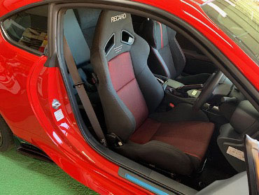 SUBARU�@BRZ�@ZC8�@�Ɂ@RECARO�i���J���j�@SR-7�@GK100�@BK/RED �V�[�g�q�[�^�[�t���@����