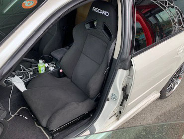 SUBARU�@���K�V�B�@CBA-BP5�i2008�N�j�@�Ɂ@RECARO�i���J���j�@SR-7�@KK100�@BK�@�~���E�@����