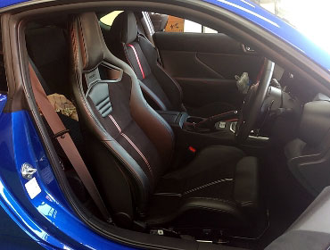 SUBARU�@BRZ�@ZD8�i2023�N�j�@�Ɂ@RECARO�i���J���j�@�X�|�[�c�X�^�[CL210H�@BK�@����