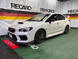 SUBARU�@WRX�@STI�@VAB�i2017�N�j�@�Ɂ@RECARO�i���J���j�@RS-G�@GK�@BK/RED�@����