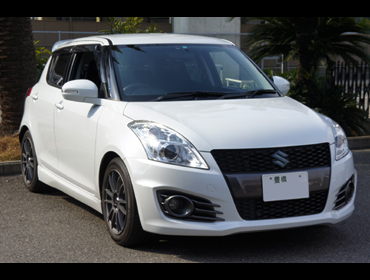 SUZUKI�@�X�C�t�g�@ZC72S