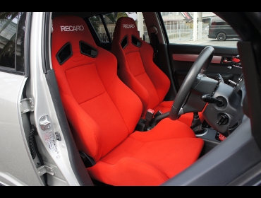 RECARO�i���J���V�[�g�j�@SUZUKI�@�X�C�t�g�@ZC31��RECARO�i���J���j�@SR-7 KK100 RED�@�~�@SR-7F KK100 RED�@����