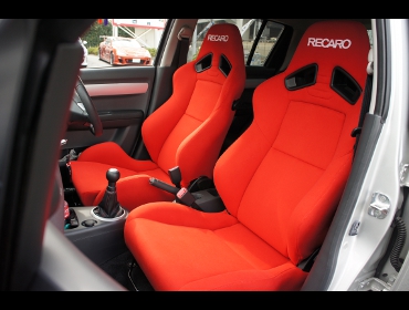 RECARO�i���J���V�[�g�j�@SUZUKI�@�X�C�t�g�@ZC31��RECARO�i���J���j�@SR-7 KK100 RED�@�~�@SR-7F KK100 RED�@����