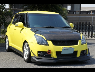 SUZIKI�@�X�C�t�g�X�|�[�c�@ZC31S��RECARO�i���J���j�V�[�g����