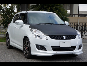 SUZUKI�@�X�C�t�g�@ZC72S��RECARO�i���J���j�V�[�g����