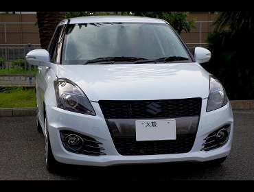 SUZUKI�@�X�C�t�g�X�|�[�c�@ZC32S��RECARO�i���J���j�V�[�g����