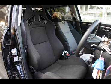 RECARO�i���J���V�[�g�j�@SUZUKI�@�X�C�t�g�@ZC72S��RECARO�i���J���j�@SR-7 KK100�@BK�@�I���W�i���d�l�Ł@����